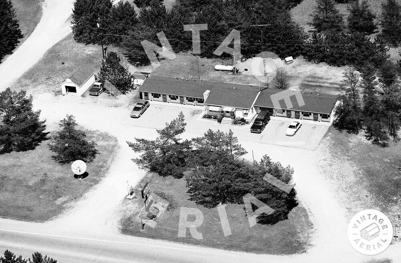 Rapid River Motel - 1993 Aerial